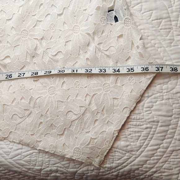 โข Patchington Lacy White Blouse Elegant Top, Size 3X, Like New - Picture 9 of 9